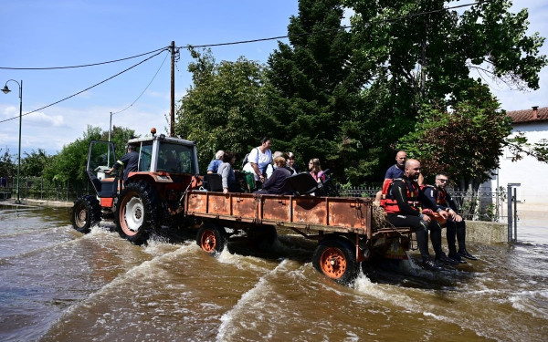 Λάρισα: Μήνυμα από το 112 στο Ομορφοχώρι - «Απομακρυνθείτε προς Πλατύκαμπο»