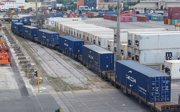 Ατύχημα στο λιμάνι της Θεσσαλονίκης: Τραυματίστηκε ναύτης σε φορτηγό πλοίο