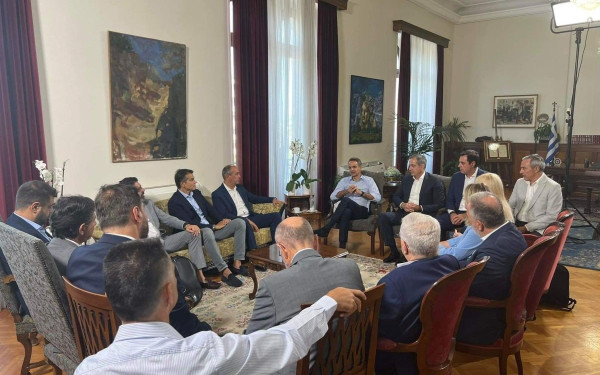 Στη Θεσσαλονίκη ο Μητσοτάκης - Σύσκεψη με τους βουλευτές στο ΥΜΑΘ (φωτ.)