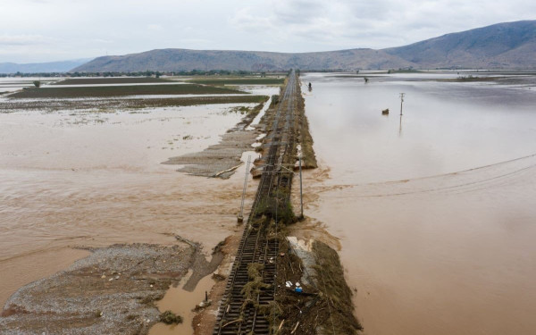 Κακοκαιρία «Daniel»: Περίπου 720.000 στρέμματα του θεσσαλικού κάμπου «πνίγονται» στη λάσπη (φωτ.)