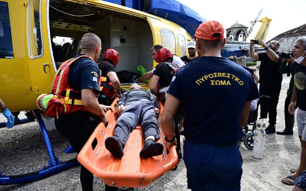 Σε ετοιμότητα το νοσοκομείο Λάρισας - Φόβοι για πολλούς νεκρούς