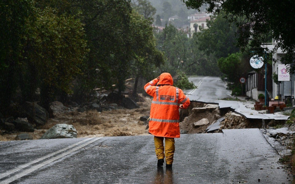 Μερική άρση στην απαγόρευση κυκλοφορίας στη Σκιάθο