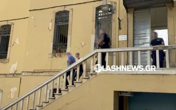Χανιά: Απολογείται ο 53χρονος επίορκος αστυνομικός - Τα ερωτήματα που θα κληθεί να απαντήσει 