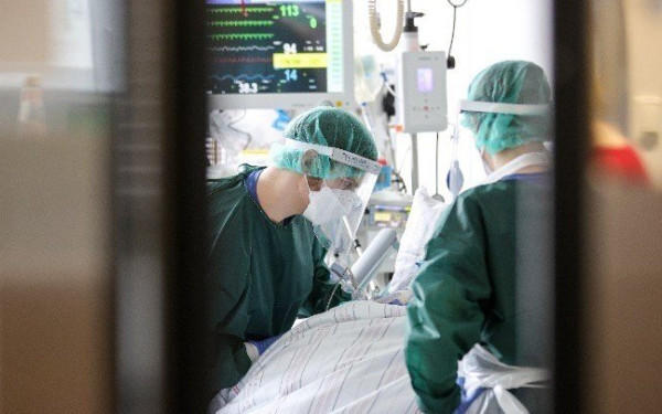 Γεωργιάδης: Επί πληρωμή τα απογευματινά χειρουργεία στο ΕΣΥ (βίντεο)