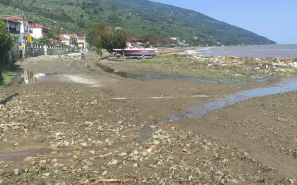 Απελπιστική η κατάσταση στο Πήλιο - Ίσως και 1.000 άνθρωποι αποκλεισμένοι περιμένουν βοήθεια (βίντεο, φωτ.)