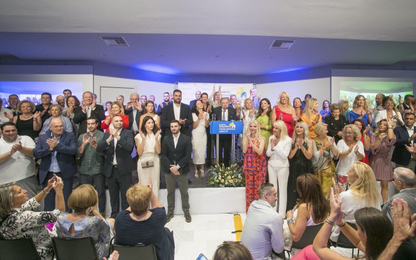 Κοσμοσυρροή στη μεγαλειώδη εκδήλωση για την  παρουσίαση των 178 συμβούλων της «ΔΥΝΑΜΗΣ ΕΝΟΤΗΤΑΣ» του Ι. Καϊτεζίδη