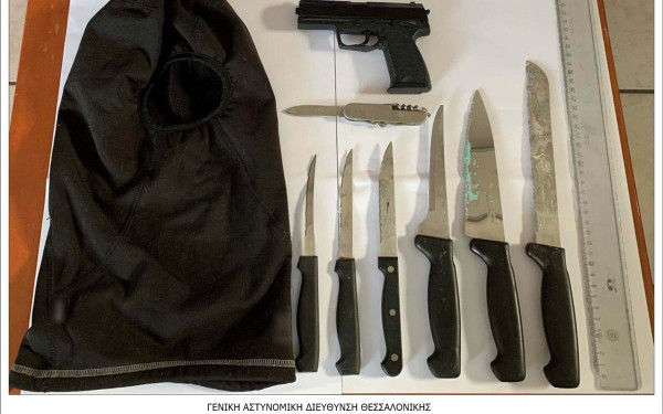 Καλαμαριά: Συνελήφθη 19χρονος για ληστείες - Απειλούσε νεαρούς με μαχαίρι