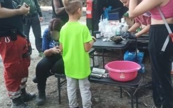 Ασυνόδευτα προσφυγόπουλα φρόντισαν ζώα και πτηνά στο δάσος της Δαδιάς (φωτ.)