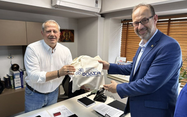 «Όλοι Εμείς»: Συνάντηση του υποψήφιου δημάρχου Θεσσαλονίκης Δρ. Τσαβλή με τον Μ. Γεράνη στον ΦΟΔΣΑ (φωτ.)