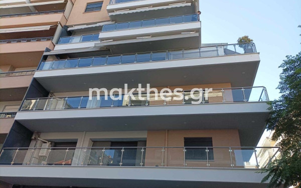 Γυναικοκτονία στην Καλαμαριά: «Δεν ξέρω γιατί έφτασε σε αυτό το σημείο» λέει ο πατέρας του αστυνομικού (βίντεο)