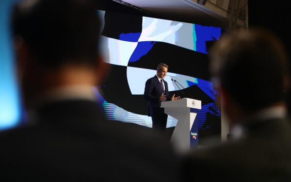 Ο... κεντρώος και αντιολιγαρχικός Κυριάκος Μητσοτάκης