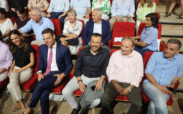 Τα δύο ζητούμενα των σημερινών εκλογών στον ΣΥΡΙΖΑ - Αμφίρροπη η αναμέτρηση 
