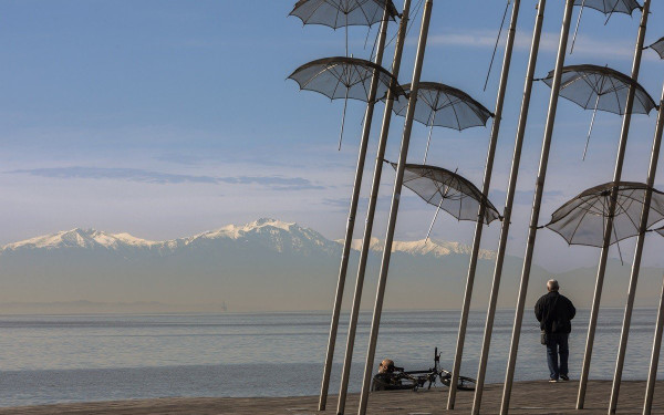 Καιρός: Ανεβαίνει αισθητά το θερμόμετρο, επανέρχεται η αφρικανική σκόνη