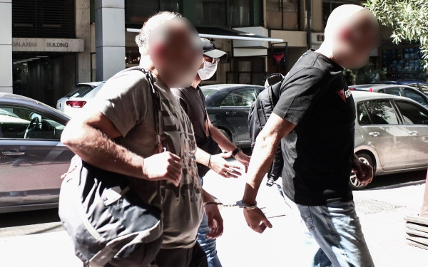 Πόρος: Υπό κράτηση οι δύο Τούρκοι που συνελήφθησαν για κατασκοπεία - Τι βρήκαν οι Αρχές (βίντεο)