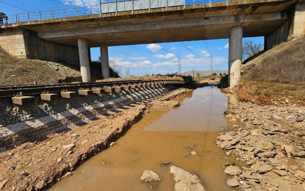 Πλημμύρες: Οι ζημιές στο σιδηροδρομικό δίκτυο  ξεπερνούν τα 150 - 160 εκατ. ευρώ