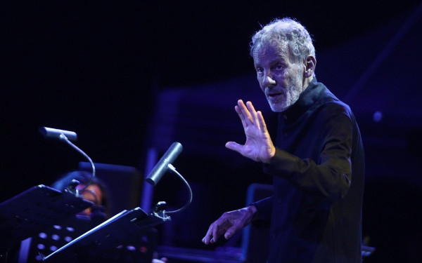 Το θρυλικό «Ρεμπέτικο» του Σταύρου Ξαρχάκου έρχεται στη Θεσσαλονίκη