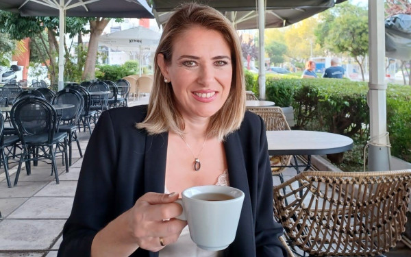 Πρωινός καφές με την Άννα Ευθυμίου (βίντεο)
