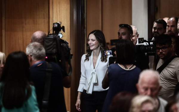 ΣΥΡΙΖΑ: Συνεδριάζει αυτή την ώρα η ομάδα «6+6» της Έφης Αχτσιόγλου - Αποφασίζει για τον «χρόνο του διαζυγίου»