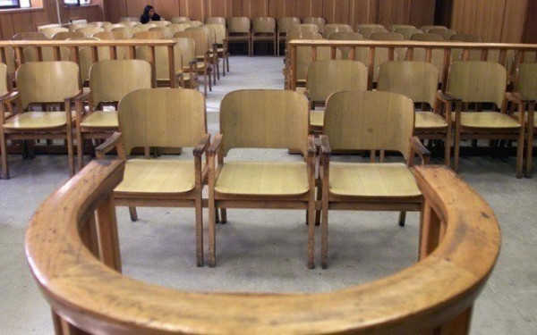Αλλαγές στον Ποινικό Κώδικα: Ποινικό αδίκημα οι προπηλακισμοί σε βάρος γιατρών, νοσηλευτών, δασκάλων και καθηγητών