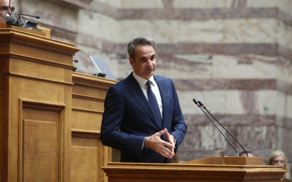 Σύγκρουση αρχηγών στη Βουλή επί του φορολογικού νομοσχεδίου - Σε θέση μάχης η κυβέρνηση 