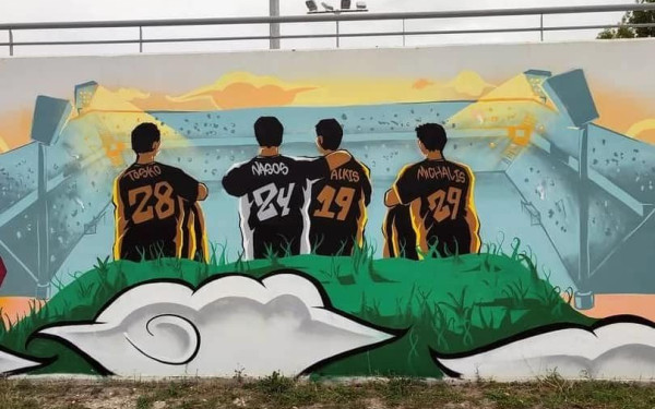 Graffiti - μήνυμα κατά της οπαδικής βίας στο 2ο Γυμνάσιο Θέρμης (φωτ.)