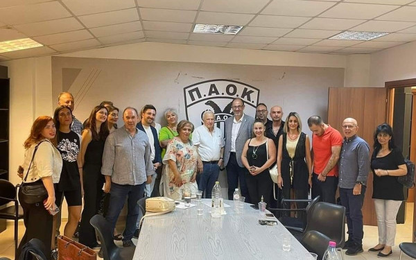 Επίσκεψη του Δρόσου Τσαβλή στο γήπεδο του ΠΑΟΚ στην Τούμπα