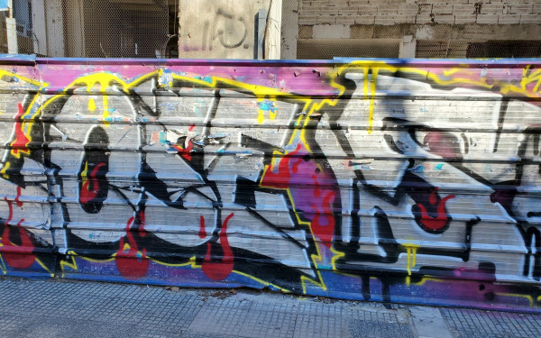 Θεσσαλονίκη: Ένα στα δύο κτίρια βανδαλισμένα στον αστικό ιστό της πόλης - Δείτε φωτογραφίες