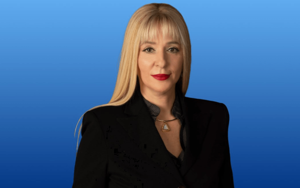 Εκδικητικές διώξεις σε βάρος δημοτικών  υπαλλήλων που συντάσσονται  με την Μαρία Μανούκα