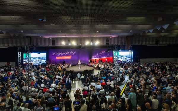 Κ. Ζέρβας: «Θα βάλουμε πλώρη για τη Θεσσαλονίκη του 2030 ή θα κοιτάξουμε πάλι στα 90s»; (βίντεο & φωτ.)