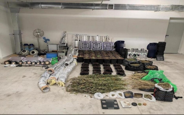 Θεσσαλονίκη: Κρύπτη με εργαστήριο υδροπονικής καλλιέργειας κάνναβης