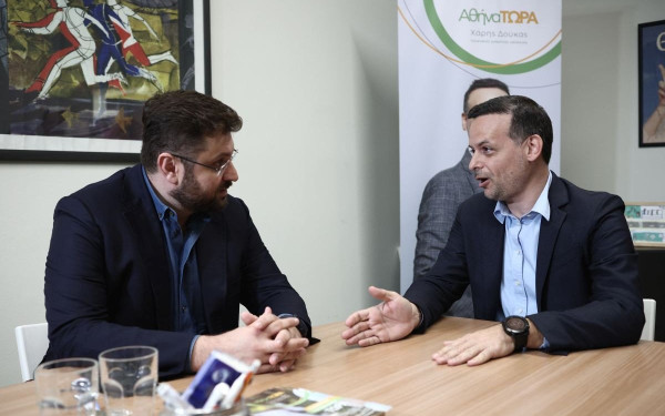 Σε θετικό κλίμα η συνάντηση Δούκα - Ζαχαριάδη