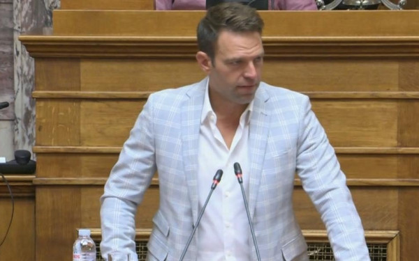 Κασσελάκης: Δείτε live την πρώτη του ομιλία στην ΚΟ