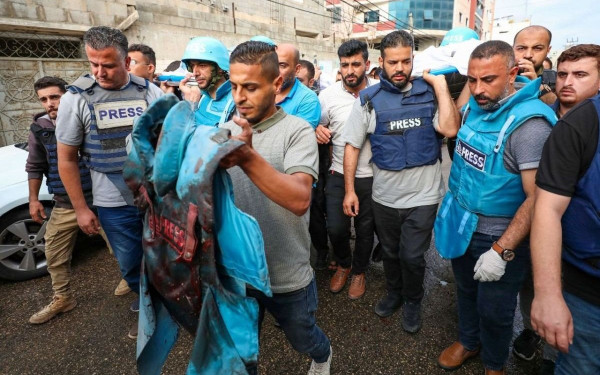 Σκοτώθηκαν 4 Παλαιστίνιοι δημοσιογράφοι στη Γάζα από ισραηλινά πυρά (βίντεο)