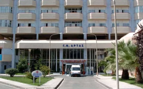 Καταρρέει το νοσοκομείο Αρτας που ξεμένει από γιατρούς