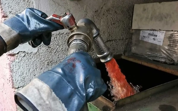 Πετρέλαιο: Και πάλι κοντά στα 100 δολάρια το βαρέλι λόγω αμφιβολιών για την τύχη της εκεχειρίας