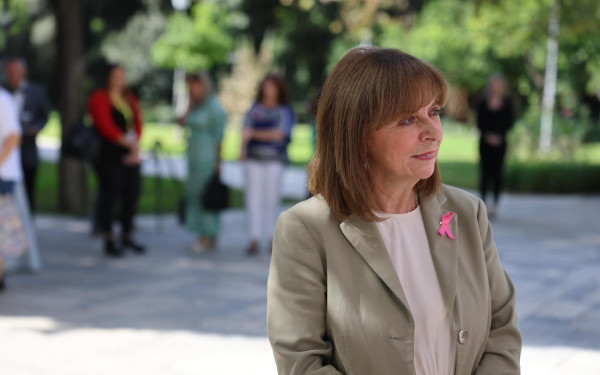 Κ. Σακελλαροπούλου για την Παγκόσμια Ημέρα Κατά του Καρκίνου του Μαστού: «να μην εφησυχάζουμε»