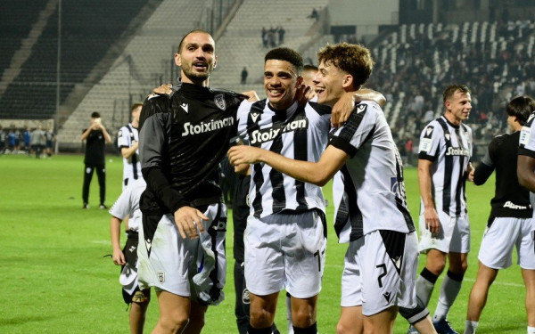 Το one man show του Οζντόεφ και τα πανηγύρια του Λουτσέσκου: Όσα δεν έδειξαν οι κάμερες στο ΠΑΟΚ - Ατρόμητος (βίντεο)