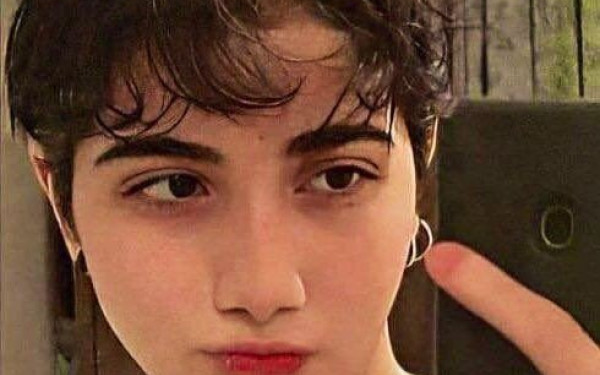 Ιράν: Πέθανε η 16χρονη η οποία είχε πέσει σε κώμα μέσα στο μετρό της Τεχεράνης