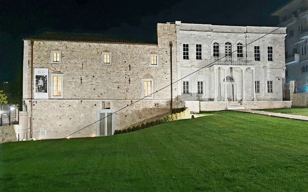 Η Δράμα αποκτά το πιο σύγχρονο μουσείο φωτογραφίας στην Ελλάδα - Δείτε το «Μαρμάρινο Σπίτι»