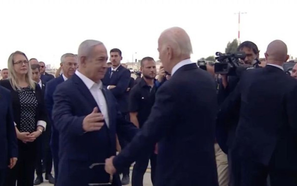 Μπάιντεν προς Νετανιάχου: Απόλυτη ανάγκη να προστατευθούν οι άμαχοι