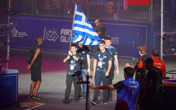 Από τη Θεσσαλονίκη στη Σιγκαπούρη: Μαθητές Λυκείου έφτιαξαν το τρίτο καλύτερο ρομπότ στον κόσμο 