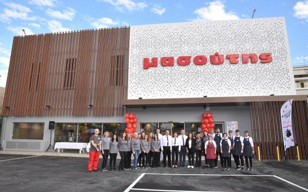 Μασούτης: Επιτυγχάνει ρυθμό ανάπτυξης +7%, σχεδόν τριπλάσιο του κλάδου