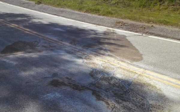 Φλώρινα - Καστοριά: Ολισθηρό οδικό δίκτυο λόγω πετρελαίου στο οδόστρωμα