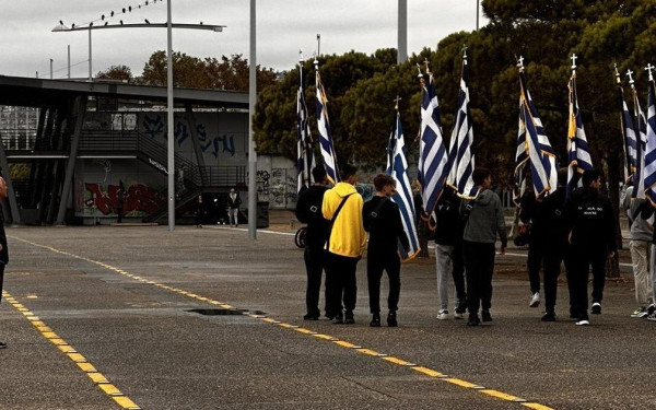 Θεσσαλονίκη: Πρωινό «βήμα» μαθητών για την παρέλαση της 28ης Οκτωβρίου (φωτ.)