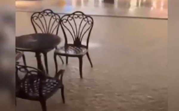 Δρόμοι ποτάμια από την κακοκαιρία στην Πάτρα: Περισσότερες από 40 κλήσεις για απαντλήσεις υδάτων (βίντεο)