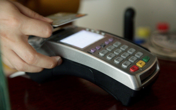 ΑΑΔΕ: Διαθέσιμο το Μητρώο POS για τις επιχειρήσεις