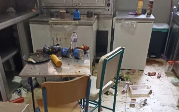 Κοζάνη: Διαλυμένο το 2ο ΕΠΑΛ μετά την κατάληψη - Δείτε φωτογραφίες