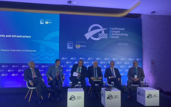 Καμπανάκι χτυπά ο τουρισμός: Πάνω από 100.000 οι ελλείψεις εργαζομένων
