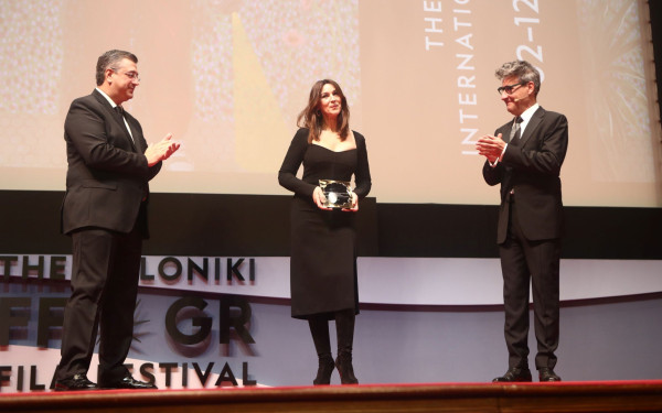 «Χρυσός Αλέξανδρος» για τη Μόνικα Μπελούτσι - Τζιτζικώστας: Έλα στη Θεσσαλονίκη για ταινίες (βίντεο & φωτ.)
