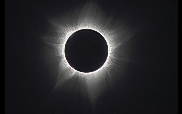 Ολική έκλειψη ηλίου: Έλληνες επιστήμονες ταξιδεύουν για να μελετήσουν το φαινόμενο